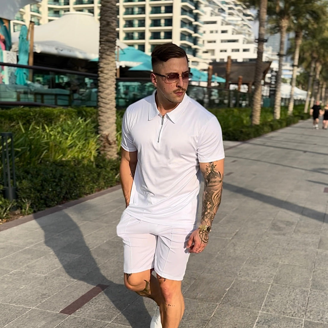 ZAFIRO Set – Polo con cremallera y bermudas